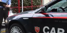 Giugliano, bimbo di 6 anni abbraccia il padre per contenere la sua rabbia: lui picchia l'ex compagna
