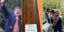 Guccini, aperto il secondo testamento che revoca il precedente e cambia tutto: la moglie Raffaella erede universale. Cosa va alla figlia Teresa