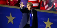 Trump-show a Dallas, due ore sul palco e una promessa: &laquo;Se vinciamo alle midterm 5000 dollari a tutti gli americani&raquo;
