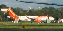 Incendio a bordo del volo Easyjet, evacuati 146 passeggeri: chiuso per un'ora l'aeroporto di Malpensa