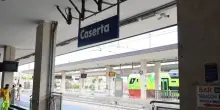 Tragedia alla stazione a Caserta, uomo travolto sui binari: treni in ritardo e disagi