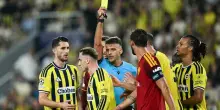 Fenerbahce-Roma, rigore su Dybala e ammonizione Wesley per simulazione: le decisioni dell'arbitro fanno discutere. Cosa &egrave; successo