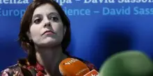 Ilaria Salis, pignorato il conto corrente su cui riceve lo stipendio da eurodeputata: &laquo;Non ha pagato le spese legali&raquo;