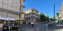 Movida con rissa e spari a Torre del Greco: giovane passante colpito da un proiettile