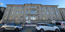 Bambina curata per il mal di pancia muore a 2 anni in ospedale, denuncia dei genitori in procura: dal malore all'arresto cardiaco, cosa &egrave; successo