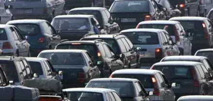 Blocco Diesel Euro 5, dal 1&deg; ottobre cambia tutto: dove scatta e quali auto dovranno fermarsi