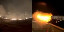 Spara fuochi d'artificio, incendio devasta case e uccide un uomo: la polizia diffonde il video
