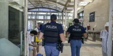 Napoli, lite sulla Cumana: minorenne fermato per tentato omicidio aggravato