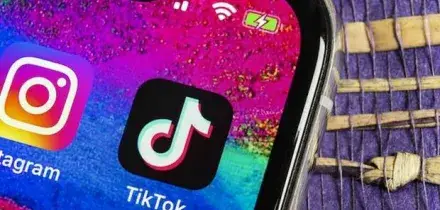 &laquo;Social vietati ai minori di 13 anni, con verifica dell'et&agrave;&raquo;. Cosa prevede il Kids Act dell'Ue e cosa cambia per Facebook, Instagram, TikTok e altre piattaforme