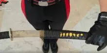 Choc in provincia di Napoli: a scuola con un coltello da cucina nello zaino, denunciato alunno 14enne