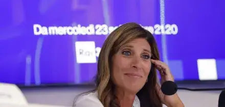 Chi l?ha visto?, Raffaella Griggi dopo Federica Sciarelli: &laquo;Mi batte forte il cuore&raquo;. Le novit&agrave;, la commozione e la dedica al pap&agrave;