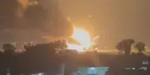 Guerra Ucraina, drone colpisce centrale nucleare russa di Kursk. L'allarme dell'Aiea: &laquo;Evitare incidente atomico&raquo;