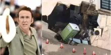 Malibu, enorme voragine davanti alla villa di Nicolas Cage: evacuate decine di residenti e strade chiuse per rischio crollo