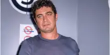 Riccardo Scamarcio, il legame speciale con la figlia e l'amore condiviso per il cinema: &laquo;Viene a trovarmi sul set, le dico che siamo colleghi&raquo;