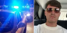 Roberto Ancona esce dall'auto dopo l'incidente per segnalarlo agli altri automobilisti e viene travolto e ucciso: morto a 22 anni