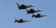 Elicottero russo viola per 42 secondi lo spazio aereo della Polonia, si alzano i caccia: nuovo scramble, cresce la tensione