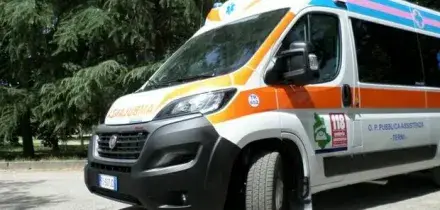 Chieti, bambino di sei anni muore soffocato da un pezzetto di pane: stava facendo merenda in casa