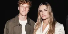 Aryna Sabalenka, la vita nel lusso della campionessa: la sfilata in Gucci, 127 carati di gioielli mentre gioca e l'anello di matrimonio da sogno