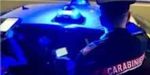 Apre tre bombole del gas in casa, poi accoltella un carabiniere: 46enne arrestata per tentata strage