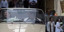 Damiano David e Dove Cameron, il matrimonio (intimo) a Montalcino: l'arrivo su una Lancia d'epoca, il rito tradotto in inglese, la folla di fan ad attenderli