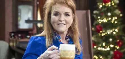 Sarah Ferguson, offerta a sette cifre per il libro bomba: &laquo;Da Andrea ed Epstein a Carlo, Harry e Meghan. Vuole raccontare tutto&raquo;