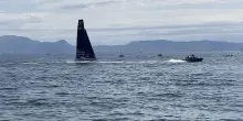 America?s Cup, gli AC40 sfilano di fronte via Caracciolo: Luna Rossa si inchina a Napoli