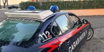Donna getta acido al suo avvocato, il legale ricoverato per le ustioni su tutto il corpo: &egrave; in gravi condizioni