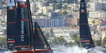 Napoli innamorata dell?America?s Cup. Regate preliminari, Luna Rossa in testa