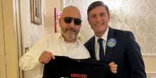 Omaggio dai Quartieri spagnoli per Zanetti