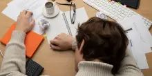 &laquo;Lo faccio dopo&raquo;. Non solo pigrizia: perch&eacute; procrastiniamo e come smettere di rimandare un compito