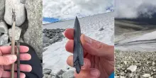 Norvegia, il ghiaccio si scioglie e riemergono 48 frecce preistoriche: alcune hanno seimila anni. L'incredibile scoperta
