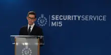 &laquo;Maxi operazione di spionaggio della Cina nel Regno Unito, usati centinaia di accademici&raquo;. L'allarme (senza precedenti) degli 007