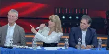 Ballando con le Stelle, Milly Carlucci: &laquo;Edizione serena senza Selvaggia Lucarelli? Abbiamo cambiato pelle&raquo;. Il saluto a Paolo Belli e la verit&agrave; su Barbara D'Urso