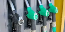 Diesel, scade lo sconto sulle accise: cosa cambia dal 5 ottobre e quanto pu&ograve; aumentare il pieno. Ecco quanto si risparmia oggi