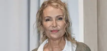 Licia Col&ograve;: &laquo;Ho scoperto il tumore alla tiroide e mia figlia era ricoverata in ospedale. Nicola Pietrangeli? &Egrave; stato un grande amore&raquo;