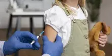 Vaccino antinfluenzale bambini 2026-2027: da che et&agrave;, quante dosi, spray nasale e quando farlo