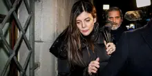 Jessica Moretti chiede indennit&agrave; per infortunio nell'incendio di Crans Montana: &laquo;Perdita di guadagno causata dai danni alla salute&raquo;