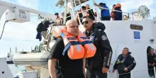 Mar Nero, droni sulle navi: affondato un mercantile. Maxi-raid di Kiev su Mosca
