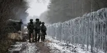 Bielorussia, uomini armati e incappucciati attraversano il confine in Lettonia. &laquo;Plateale e aggressiva provocazione&raquo;