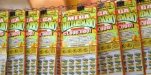 Gratta e Vinci, incolla due biglietti perdenti per chiedere 10 milioni: a processo per tentata truffa