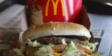 &laquo;Ho pagato 18 dollari per un Big Mac&raquo;. Ecco come McDonald's utilizza l'IA per aumentare i prezzi dei panini
