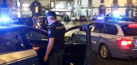 Napoli, fuga da brividi sul raccordo Vomero-Pianura: in auto c'era il fratello del babyras ucciso e dato alle fiamme