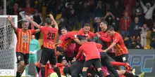 Un gol per tempo: il Benevento regola il Cesena: terza vittoria consecutiva per gli stregoni