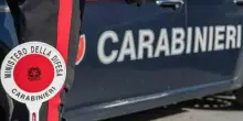 Torre del Greco, raffica di colpi contro un?auto parcheggiata: indagini dei carabinieri sulla matrice