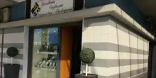 Rapina in gioielleria ad Avenza, il titolare Giovanni Buoncristiani aggredito a sprangate a 74 anni, caccia a tre banditi