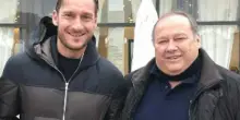 Francesco Totti sulla morte del pap&agrave;: &laquo;Stavo annegando nella disperazione. Ho pensato di ammazzarmi&raquo;