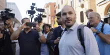 Sempio a Roma per nuove analisi: &laquo;Riusciremo a chiarire tutto&raquo;. Dall'impronta 33 al Dna, i legali preparano la difesa