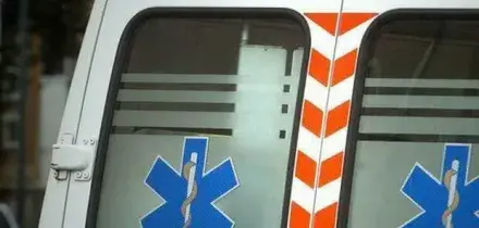 Bambino di 5 anni investito da un'auto, &egrave; gravissimo. Alla guida una ottantenne