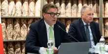 Manovra, flat tax al 5% prorogata sui contratti. Giorgetti avverte: &laquo;Chi pu&ograve; deve contribuire&raquo;
