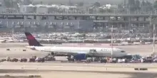 Allarme bomba su un volo da New York a Tel Aviv. L'aereo atterra a Ben Gurion, scattano i controlli